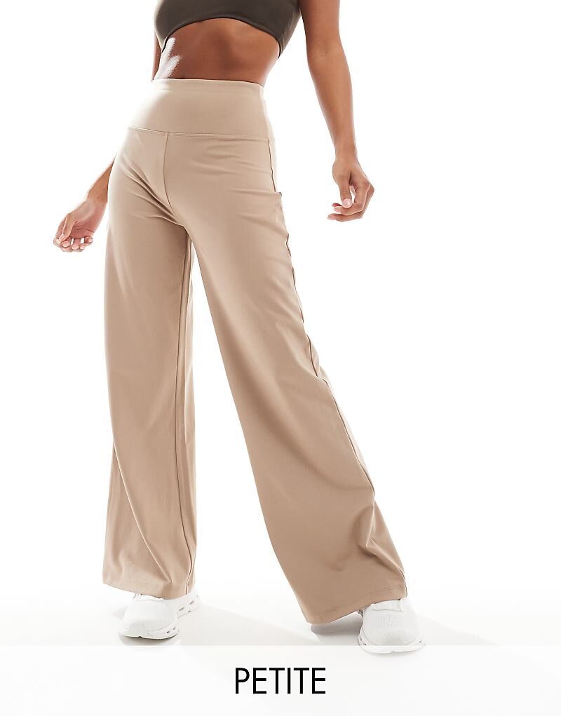 

ASOS 4505 Petite – Icon – Мягкие широкие танцевальные брюки бежевого цвета