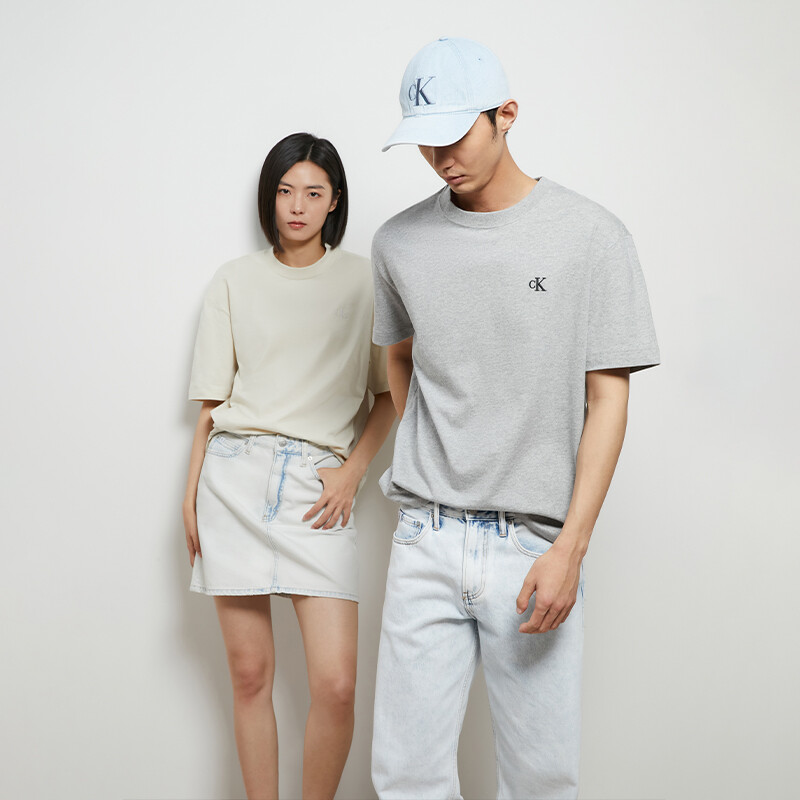 Футболка унисекс P79 - Hero Gray Calvin Klein, цвет P79 - Hero Gray — фото 4