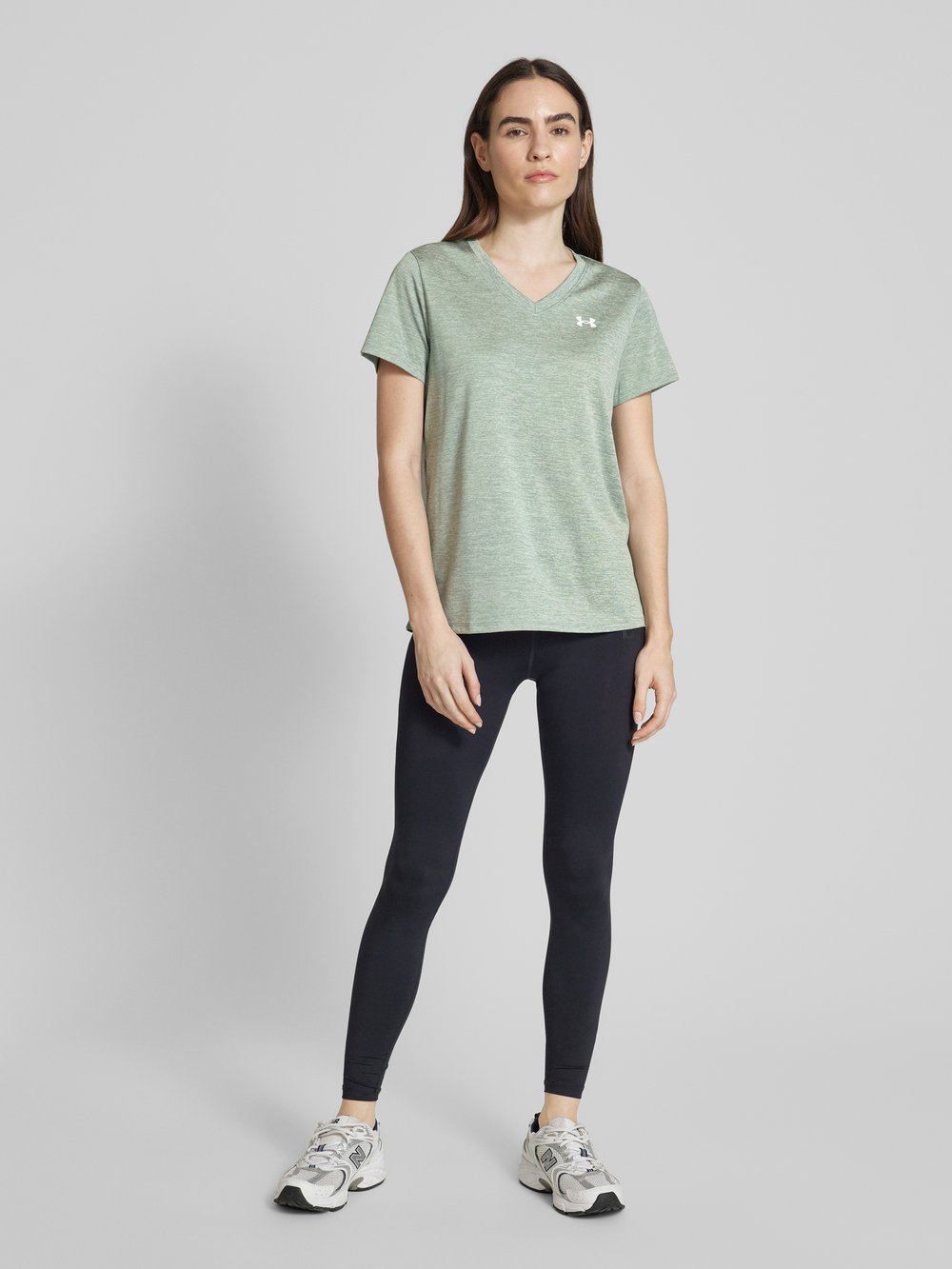

Футболка с V-образным вырезом Under Armour