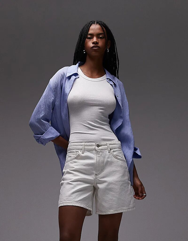 

Джинсовые шорты Topshop с защипом сзади, цвет «кость»