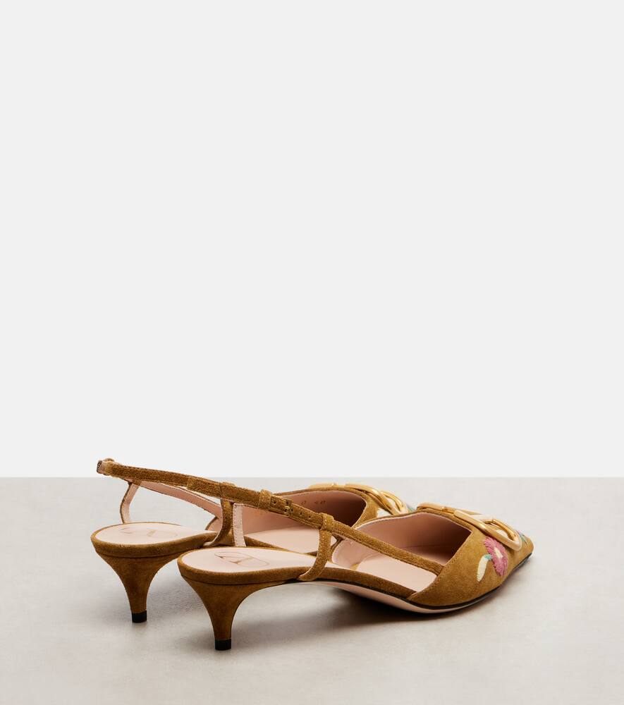 Туфли-лодочки VLogo 40 с вышивкой из замши на ремешке Valentino Garavani, Havana Beige/Multicolor — фото 2