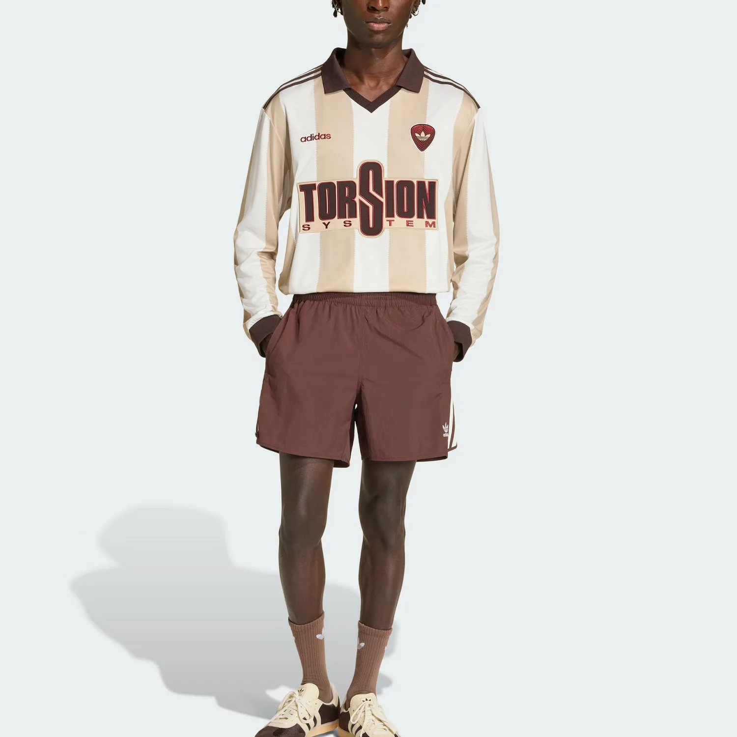 Футболка Britcore Adidas Originals, Jade White/Gray Stone Khaki Brown — фото 3