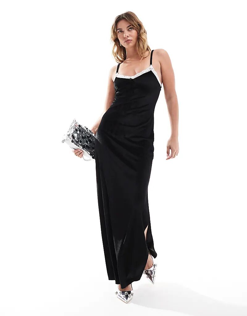 

Бархатное макси-платье с кружевной отделкой Miss Selfridge