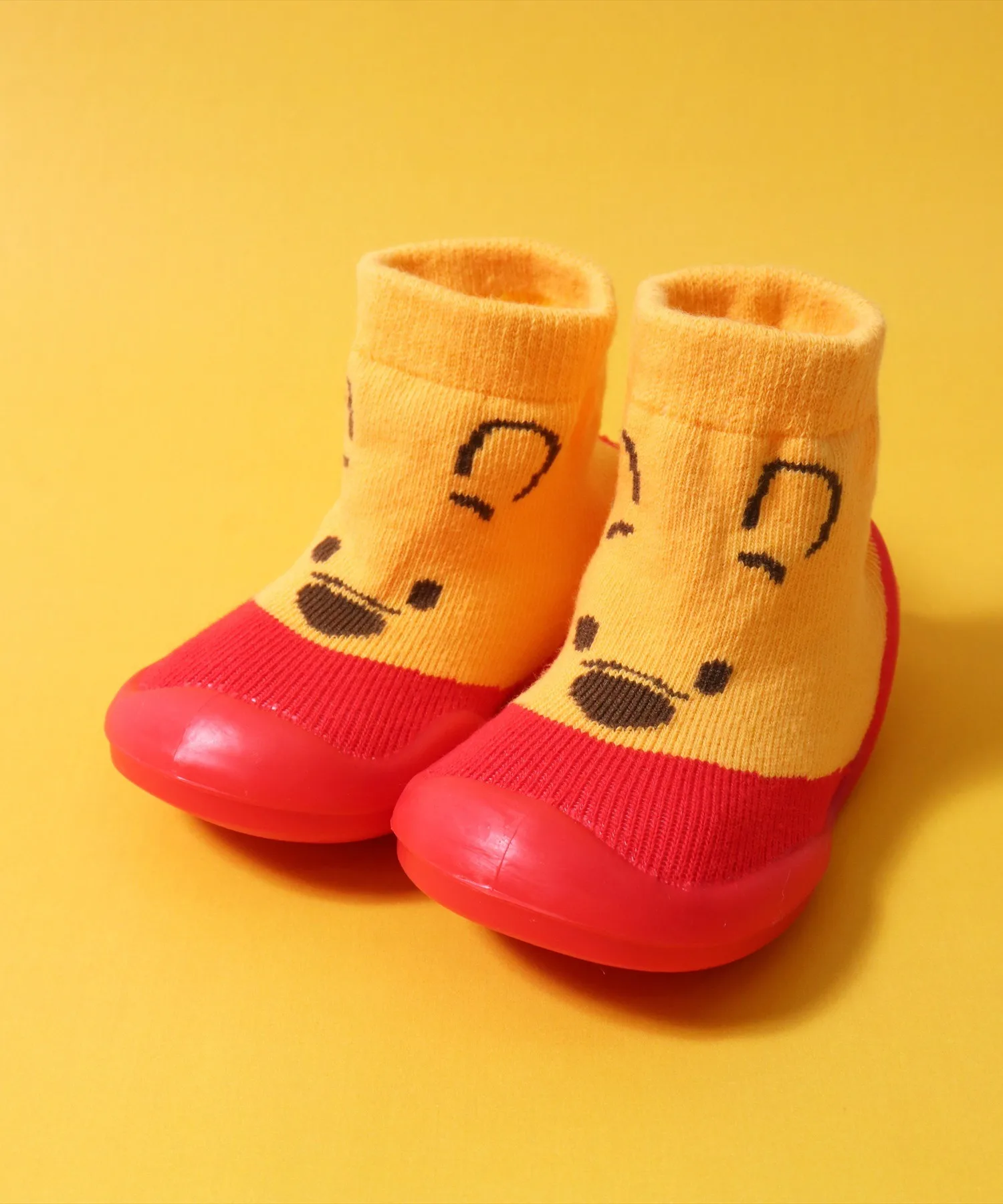 Детские ботиночки из мягкого материала Sanrio Disney желтые