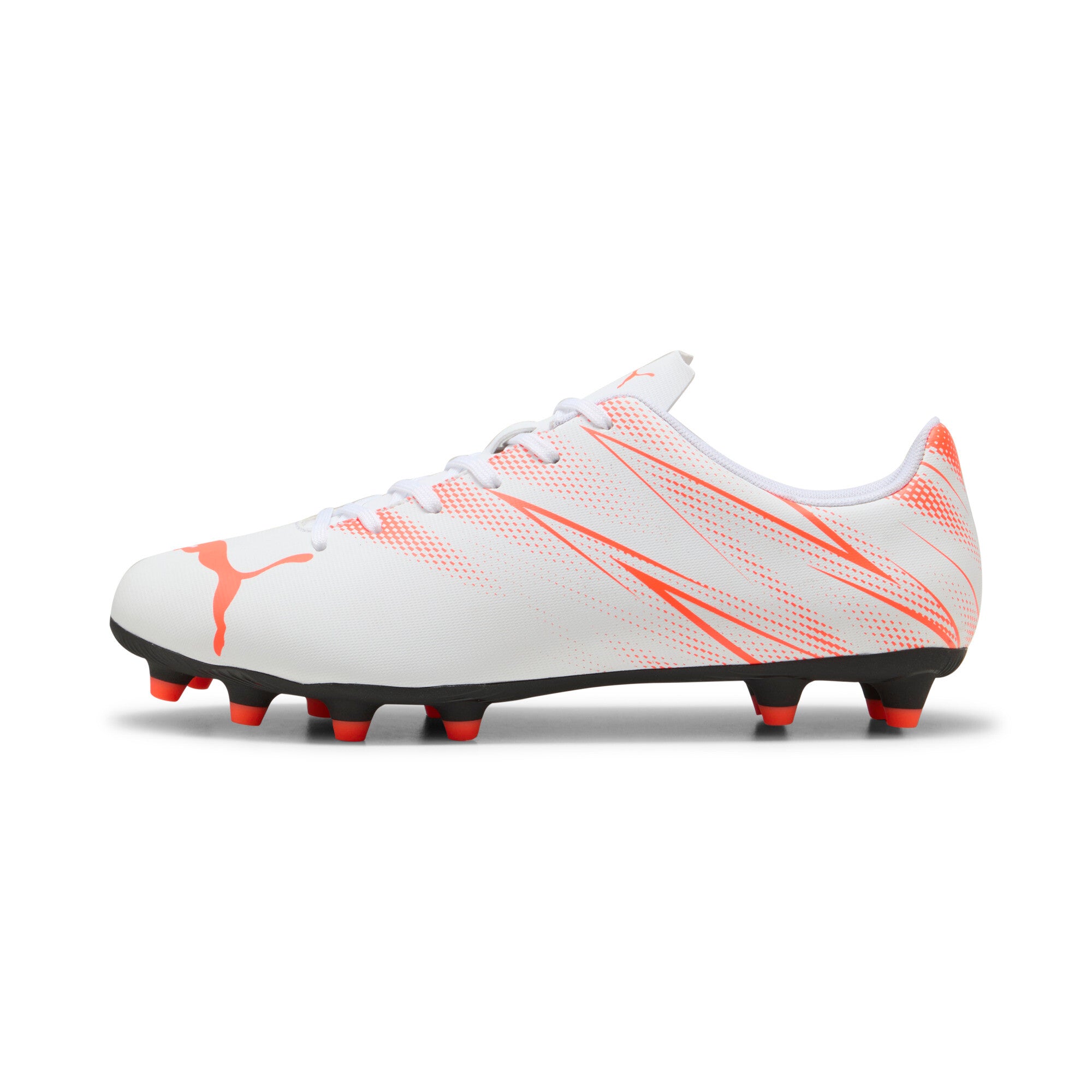 

Футбольные бутсы PUMA мужские ATTACANTO FG/AG, цвет white/glowing red