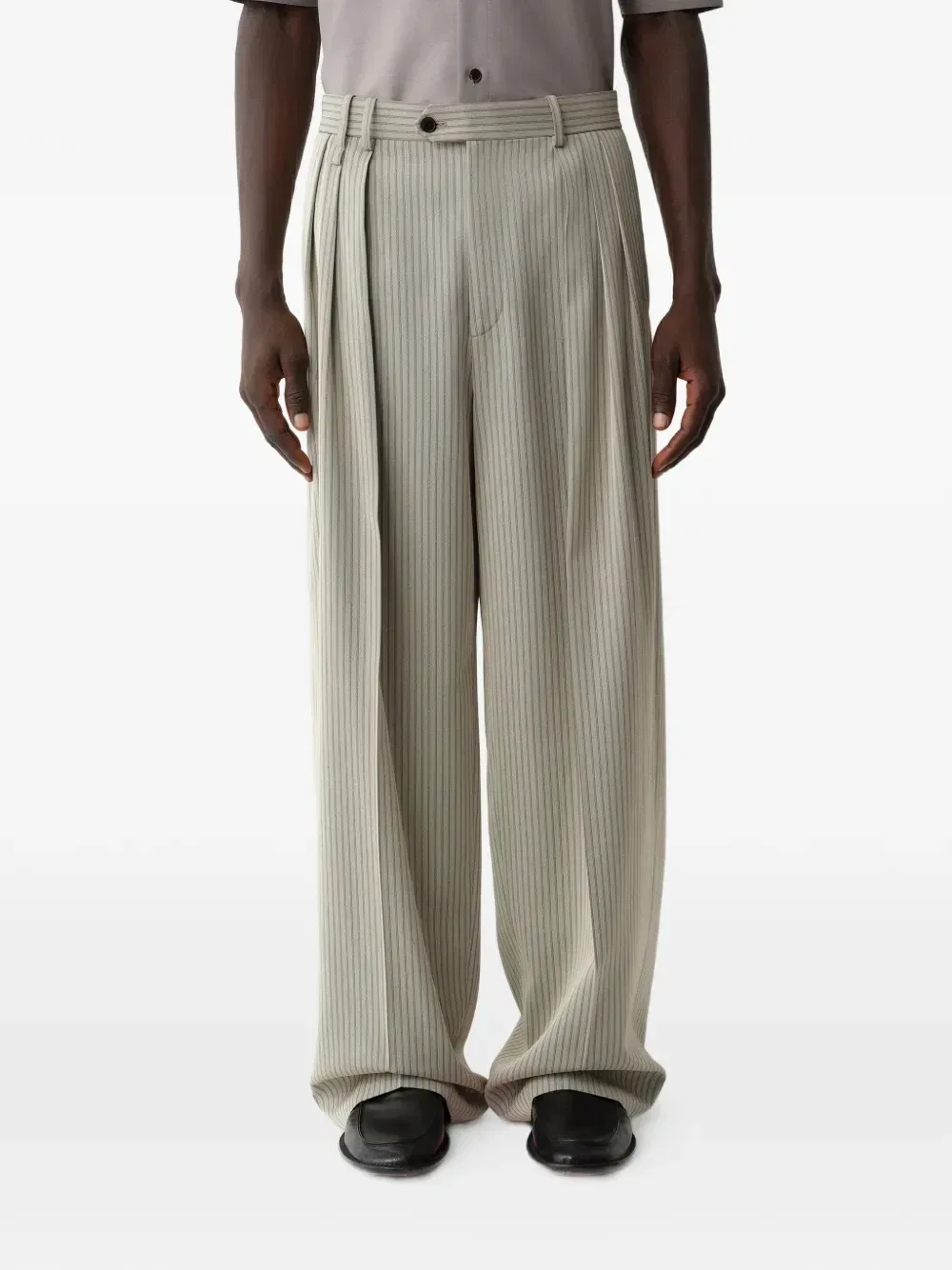 Брюки с плиссировкой в тонкую полоску Calvin Klein, бежевый