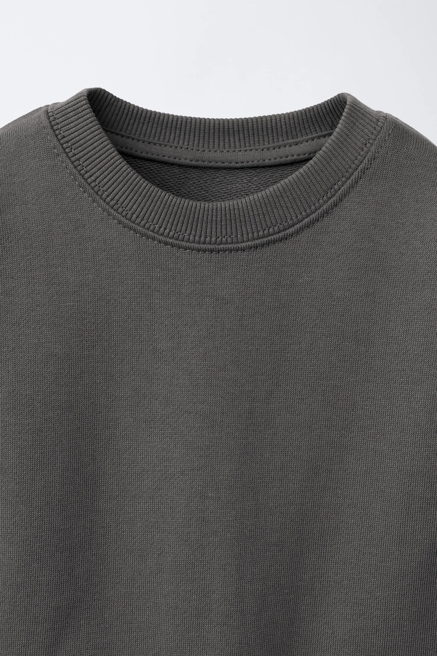 Комплект из спортивной футболки и шорт-бермуд от label Zara, черный — фото 3