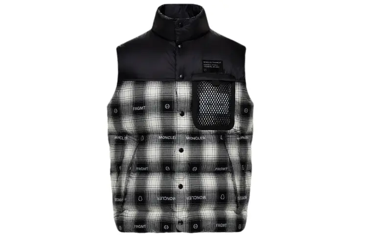 

Жилет мужской серый Moncler