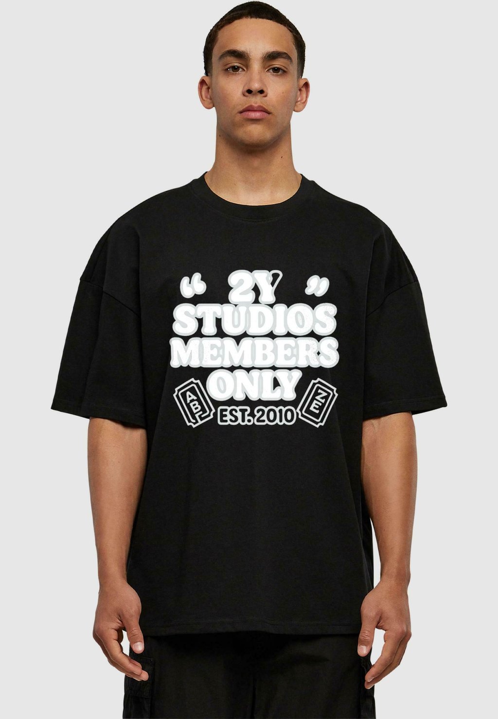 

Футболка с принтом MEMBERS ONLY TEE 2Y Studios, черный