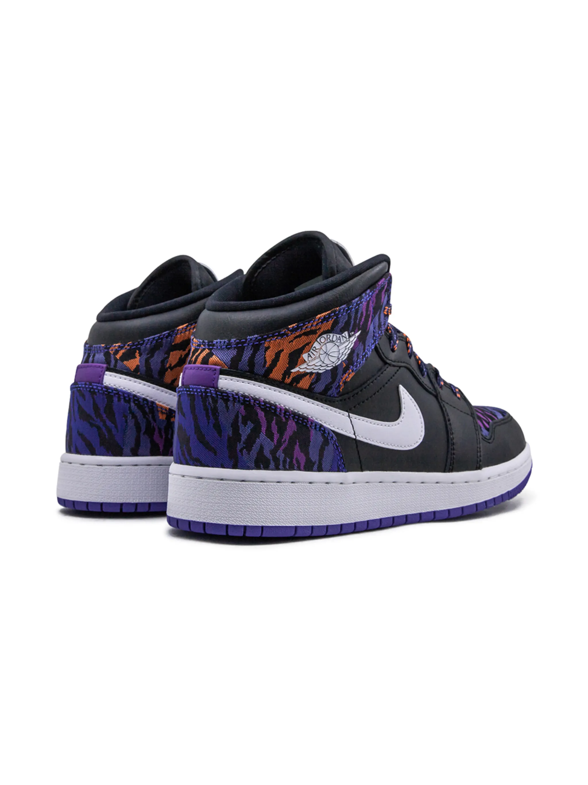 Кроссовки Air Jordan 1 MID SE (GS) Jordan Kids, черный — фото 3