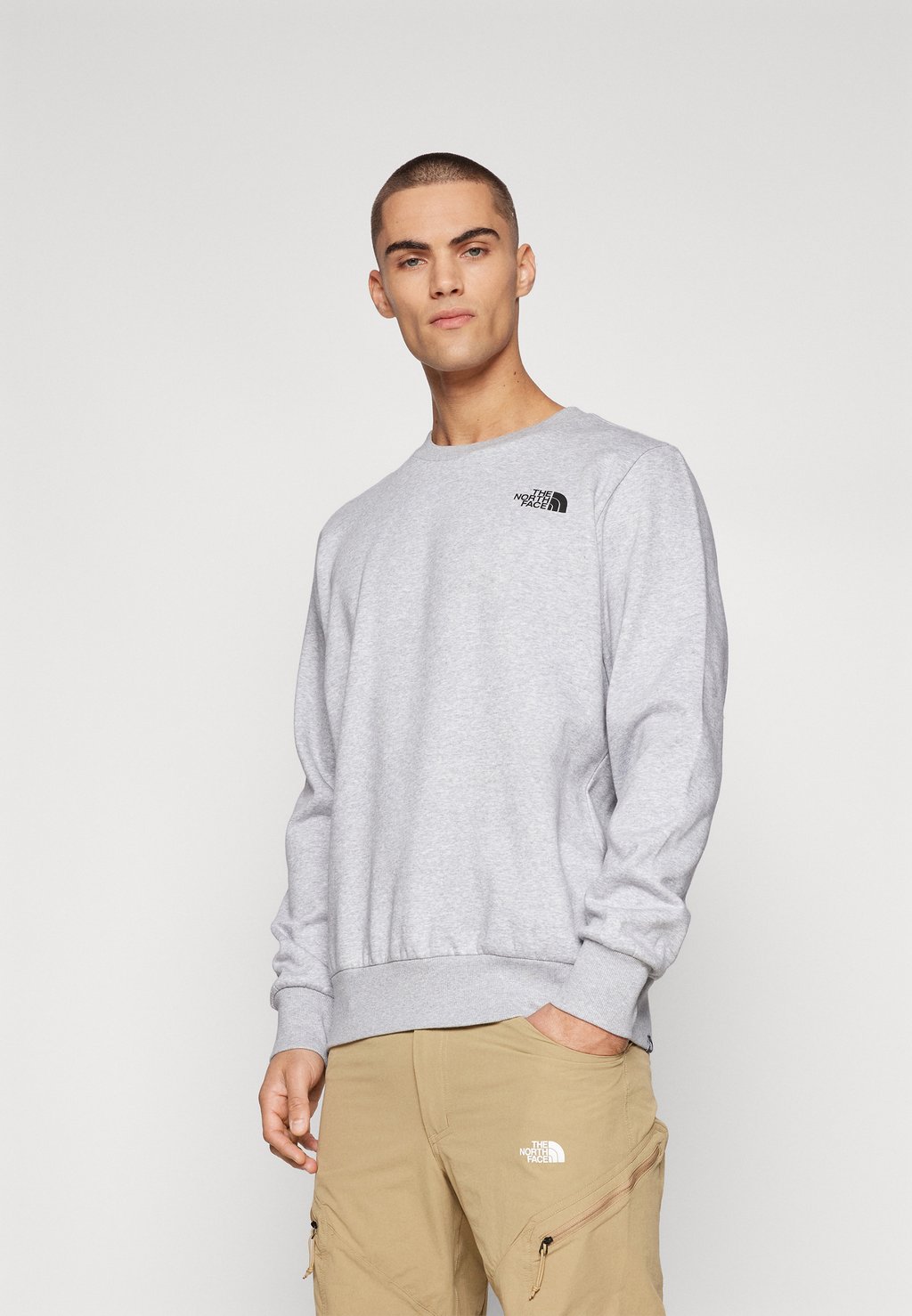 

Толстовка SIMPLE DOME CREW The North Face, светло-серый