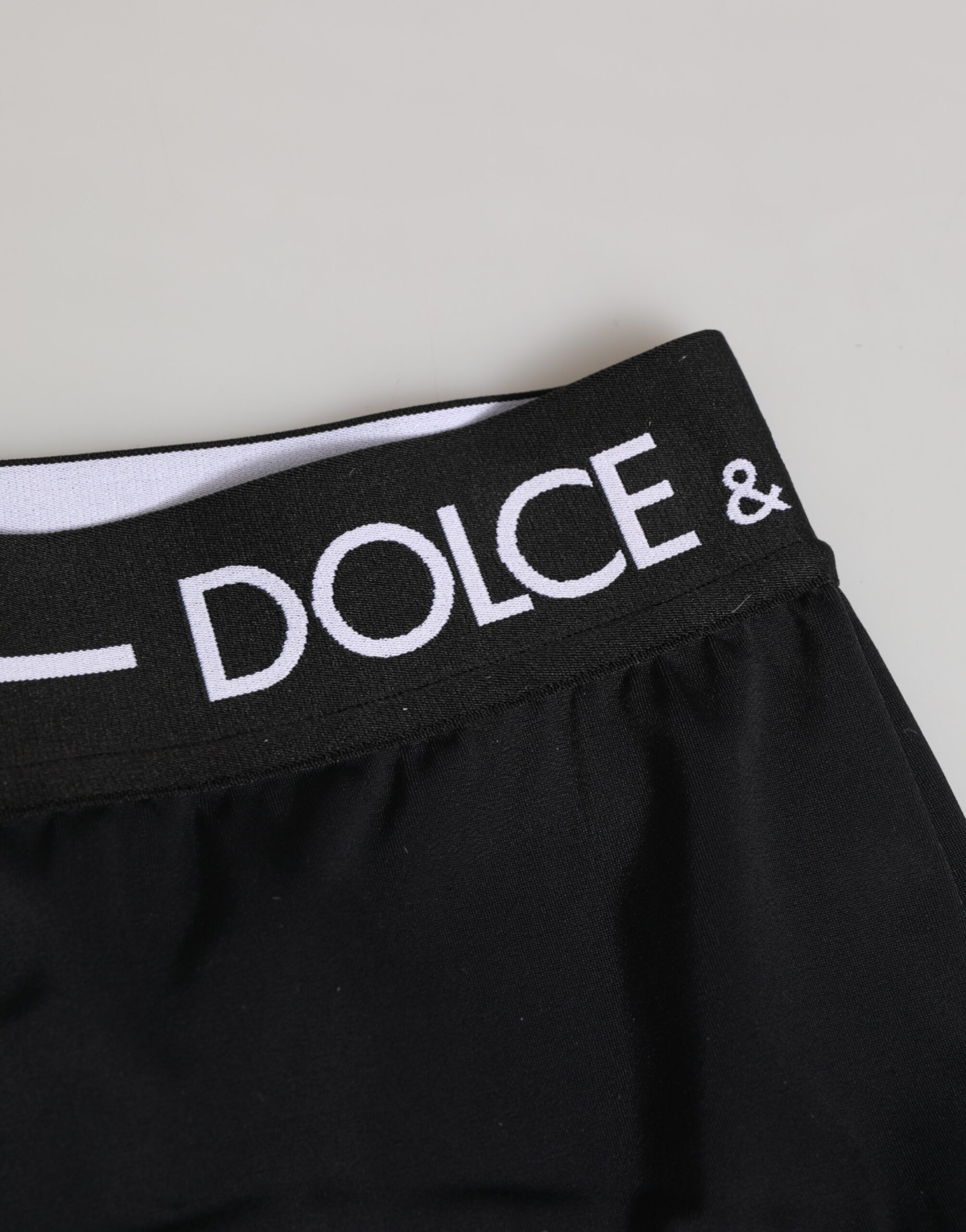 Черные нейлоновые шорты с логотипом на поясе Dolce & Gabbana, черный — фото 2