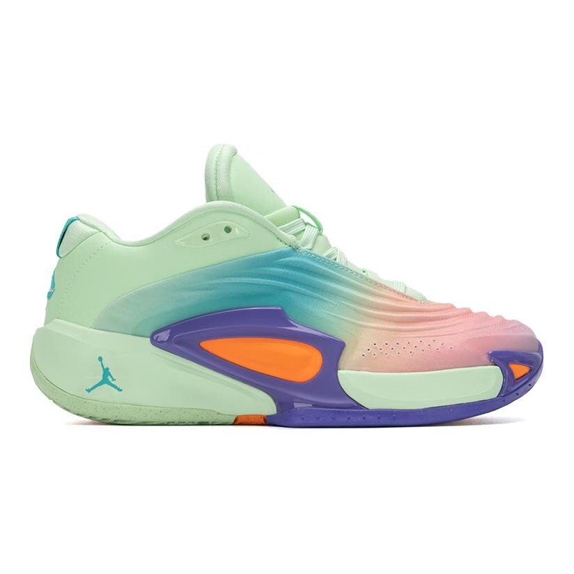 Детские баскетбольные кроссовки Jordan Luka 3 GS Low-top — фото 2