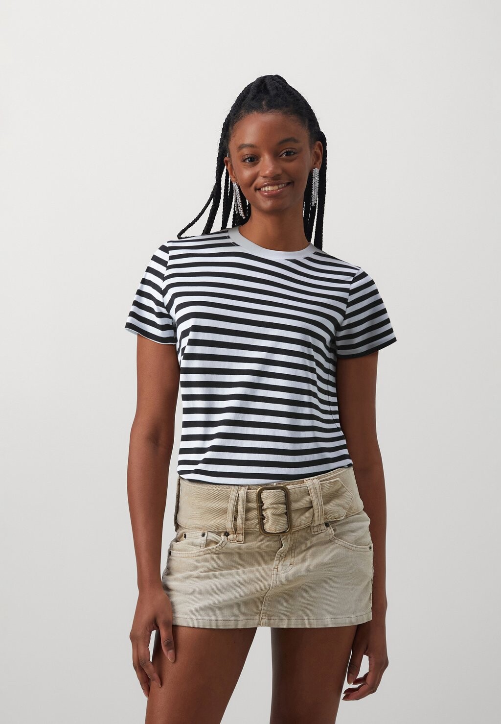 

Футболка с принтом PCRIA TEE STRIPES Pieces, цвет black/bright white