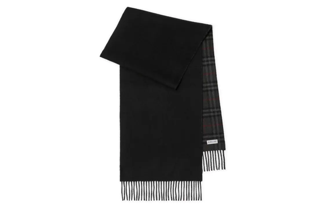 

Шарф женский Burberry Checked Reversible, черный