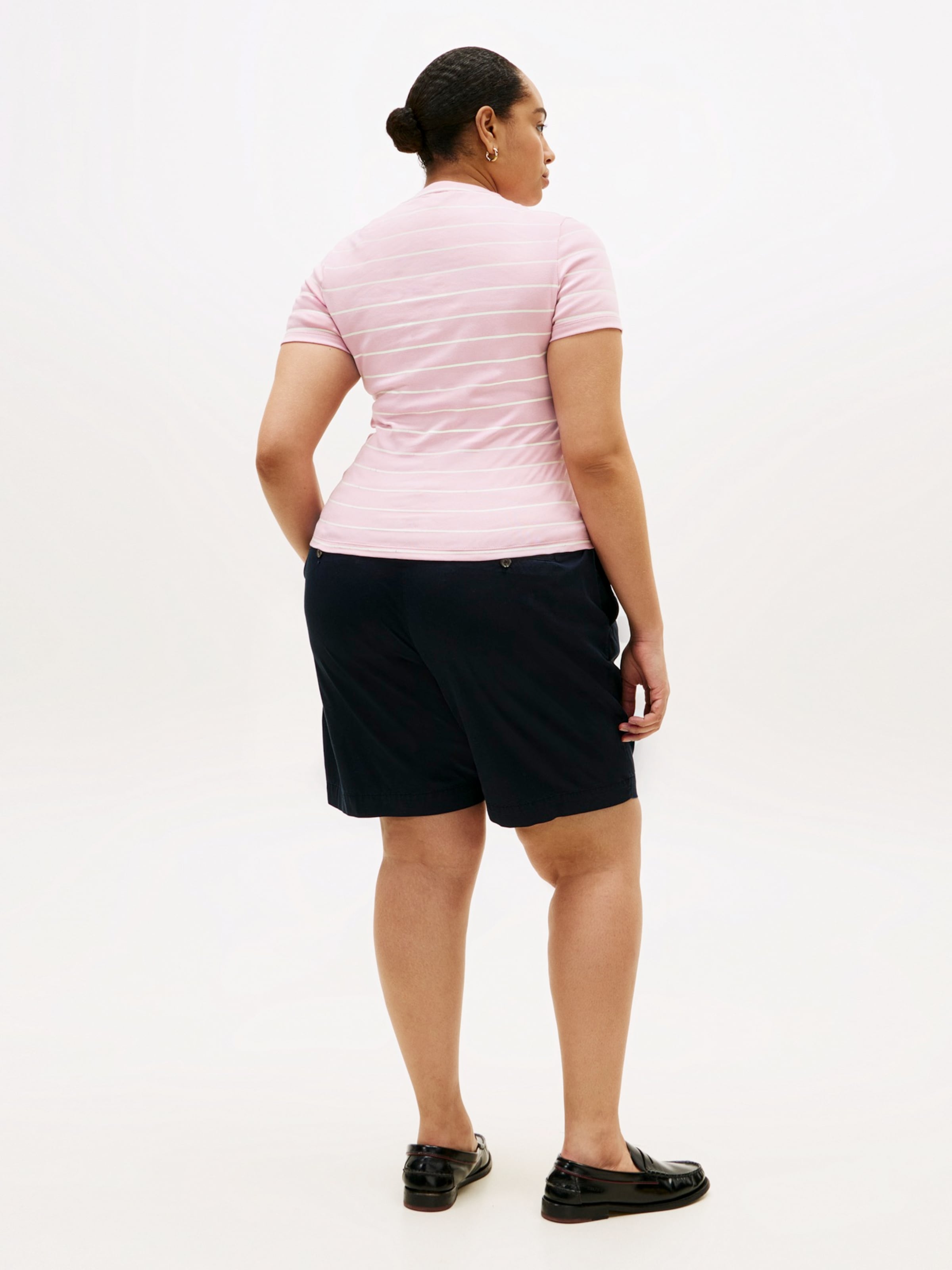 Tommy Hilfiger Curve Футболка 'Cody' в цвете dusty pink — фото 4