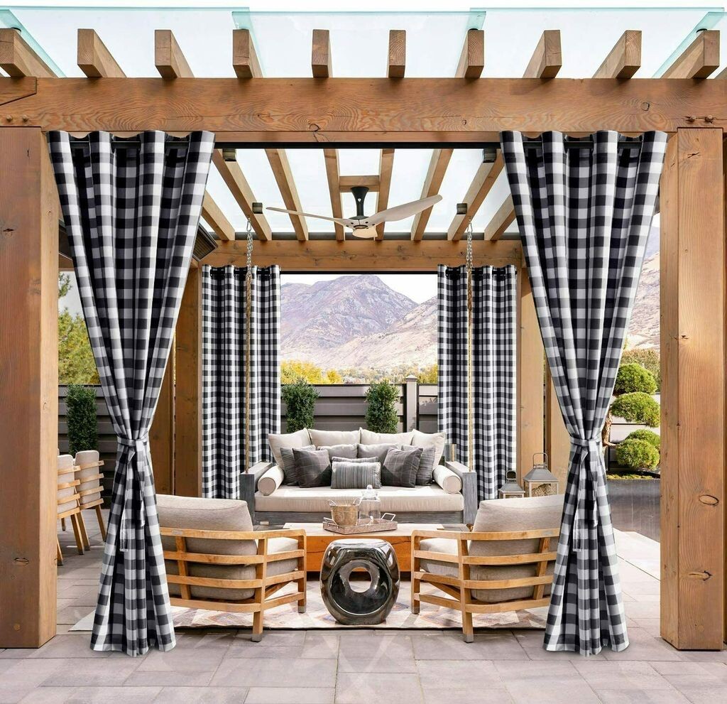 

Topchances Buffalo Plaid Outdoor Patio Водонепроницаемые шторы с люверсами и подхватами Полупрозрачные для беседки, крыльца Cabana 52 x 84 дюйма, черный и белый, 1 шт.