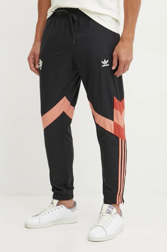 

Брюки adidas Originals, черный