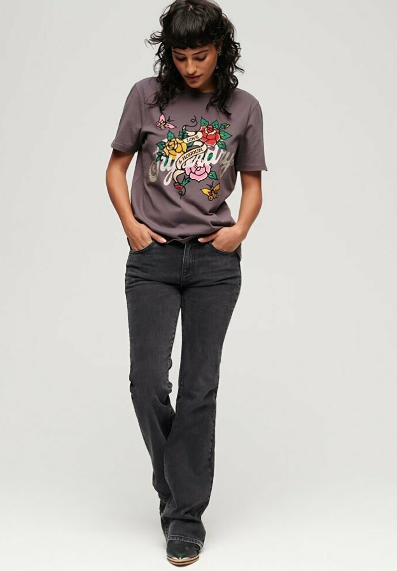 

Футболка с принтом SUPERDRY TATTOO SCRIPT GRAPHIC, цвет rock grey