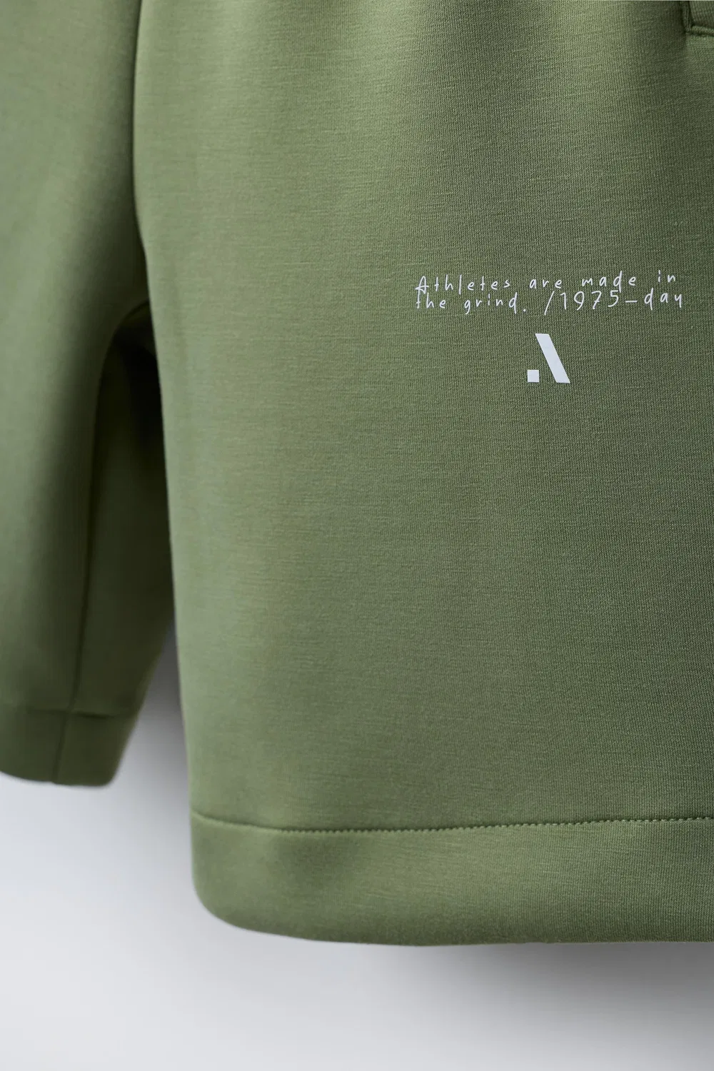 Спортивные шорты-бермуды с логотипом ZARA, Mid-Green — фото 4