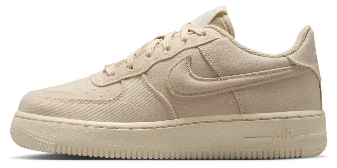 Детские кеды с верхом из канваса Nike Air Force 1 KI Canvas, Beach/Coconut Milk/Beach — фото 2