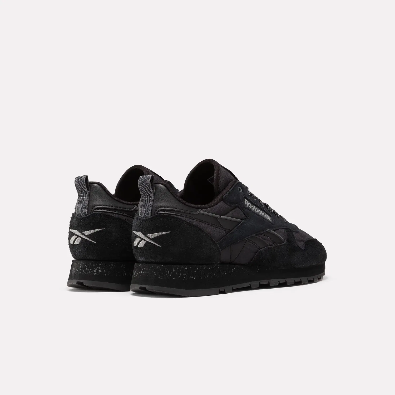 Детские кроссовки для девочек с закрытым носком Classic Leather Reebok, Black Black Grey — фото 3