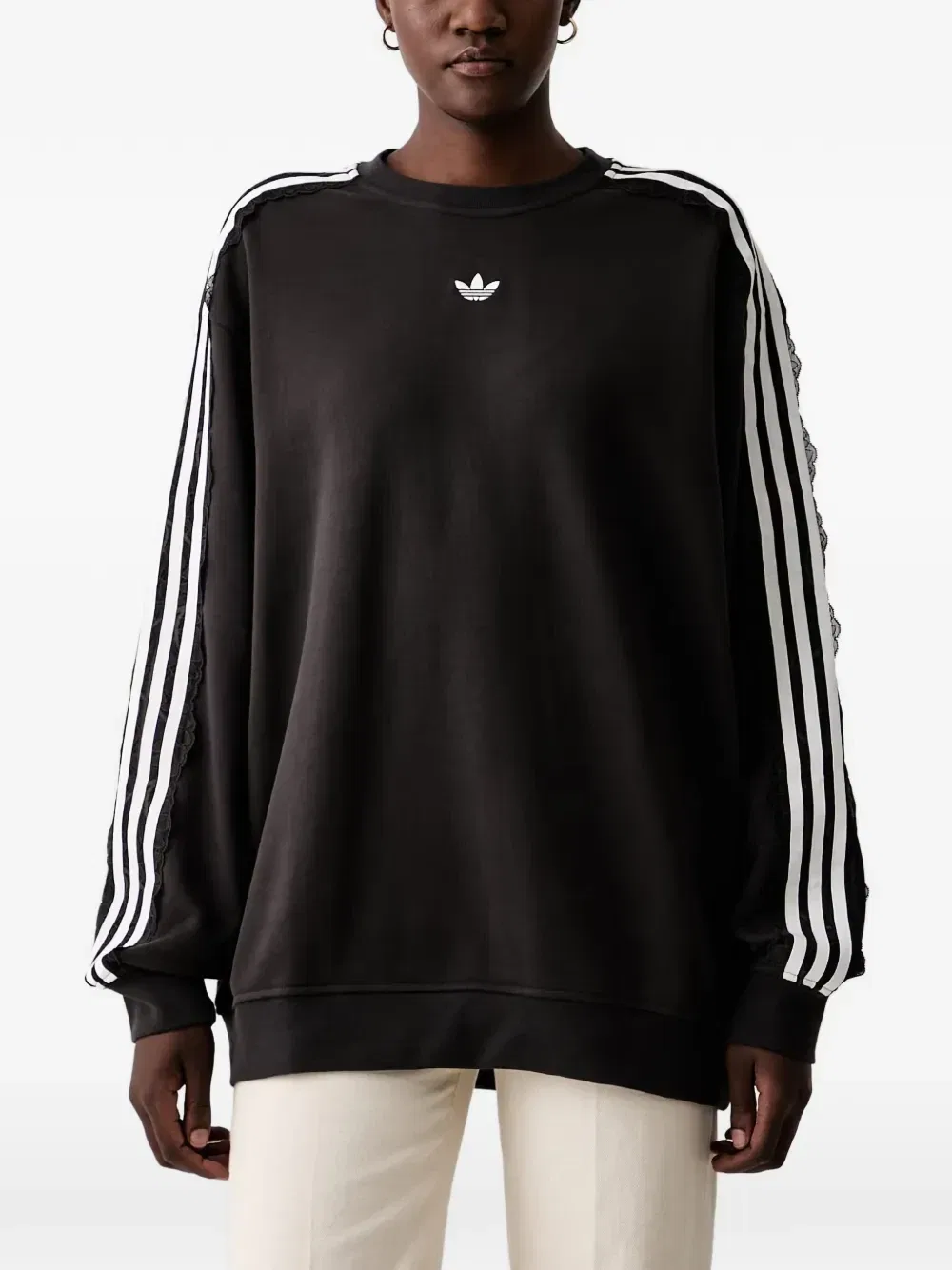Джемпер с кружевной отделкой и боковыми полосками adidas, черный