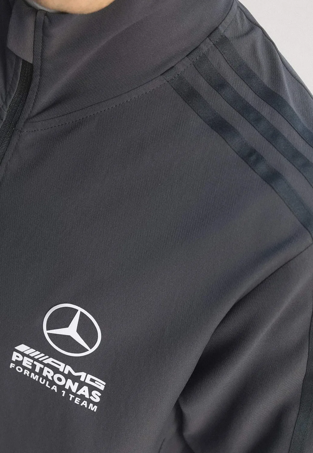 Mercedes - AMG Petronas Formula 1 Team Imola тренировочная куртка Adidas Performance, Black — фото 2