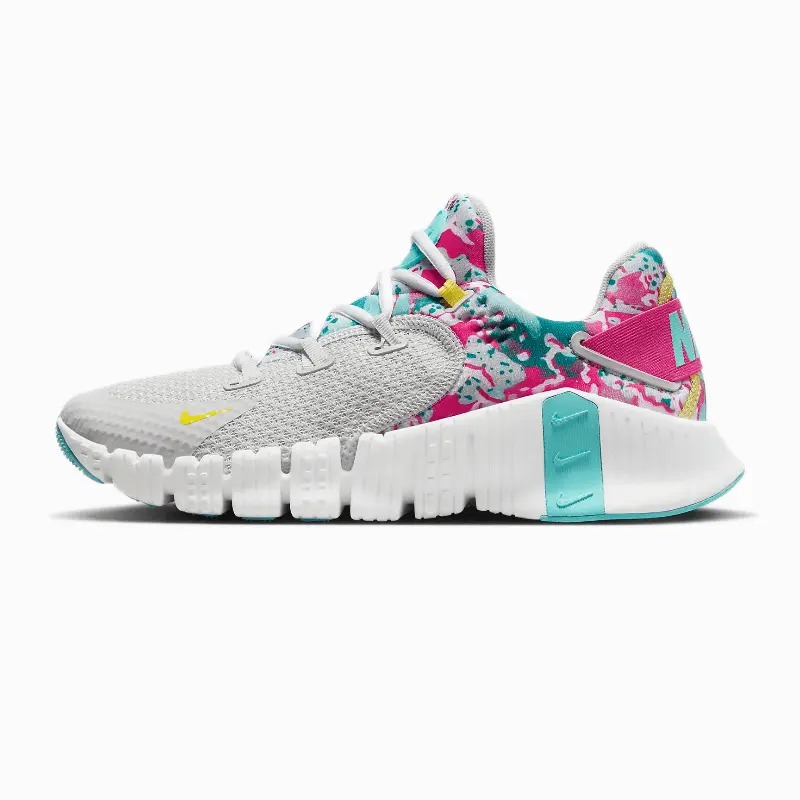 

Кроссовки Nike Free Metcon 4, светло-серый/мультколор