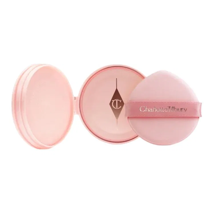 Женская тональная основа с увлажняющим эффектом, модель 0.5n, Charlotte Tilbury, 12 г