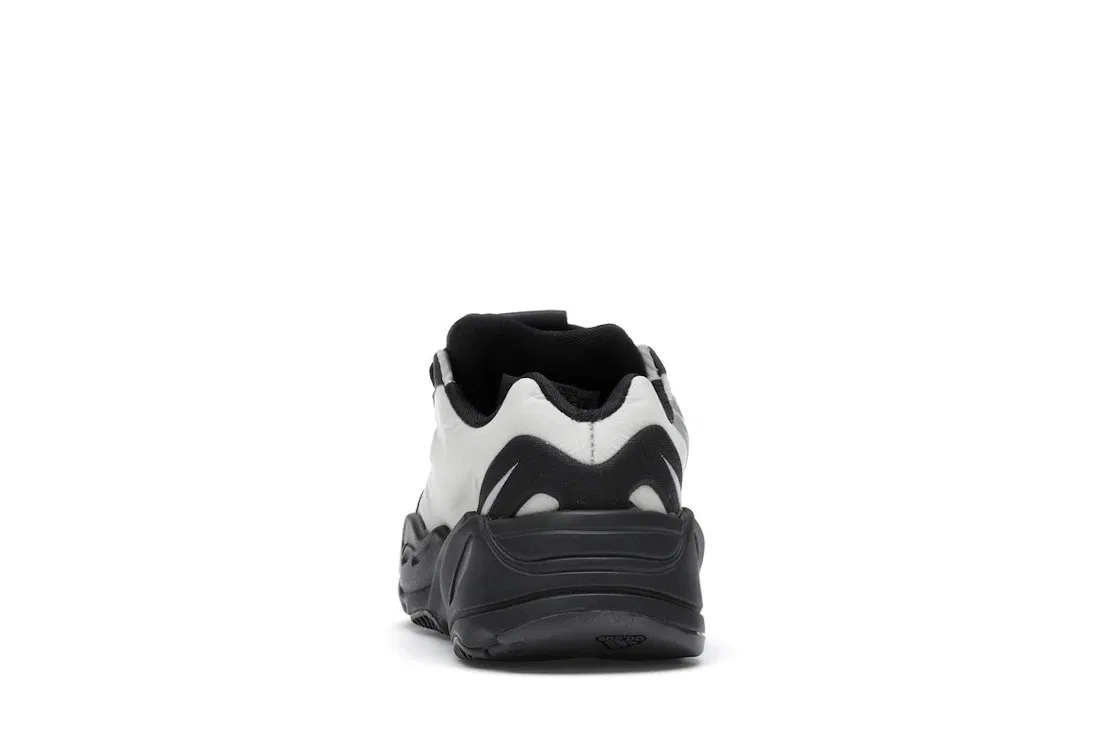 Детские кроссовки с безшнуровкой Adidas Yeezy Boost 700 MNVN, Bone — фото 4