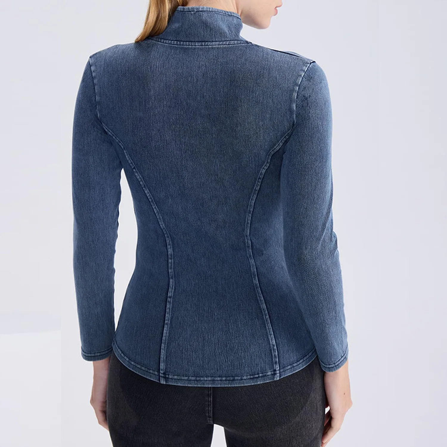 Женская джинсовая куртка slim fit с молнией, Azzurro chiaro — фото 3