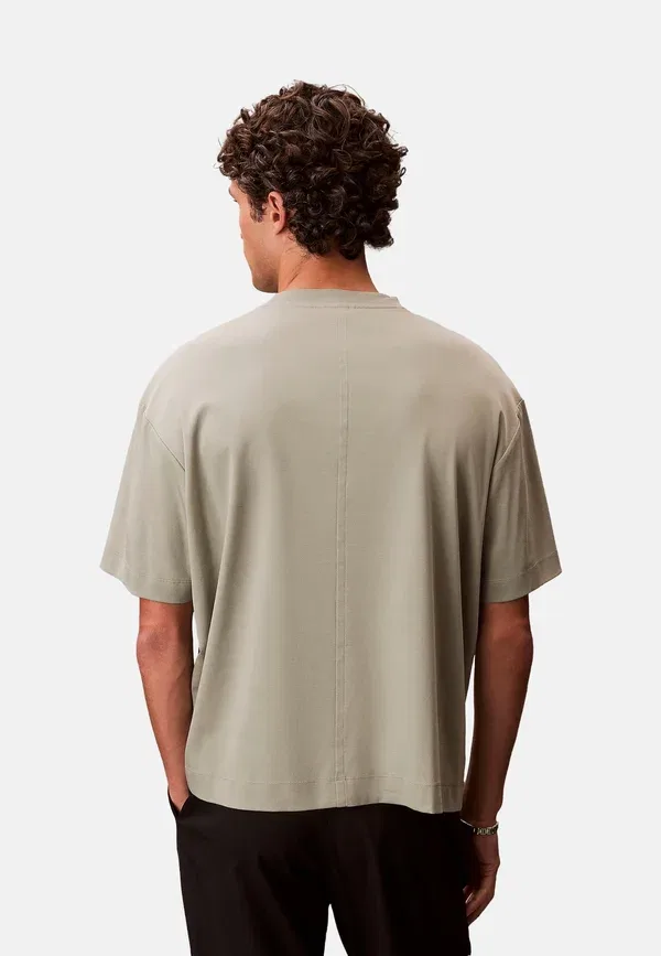 Футболка с принтом Ss rlxd premium interlock emblem Calvin Klein — фото 3