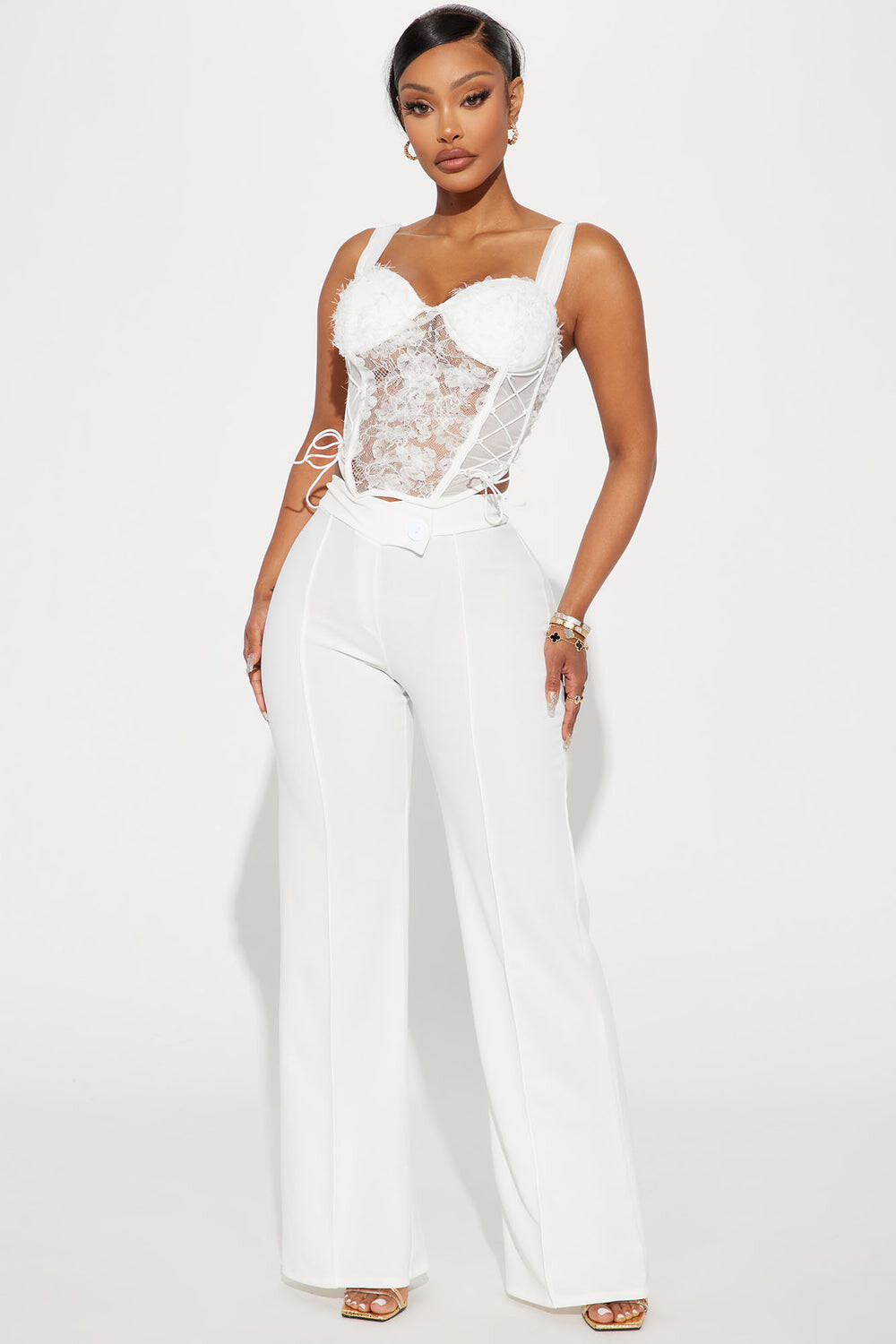 

Платье Fashion Nova LBP22850P, белый