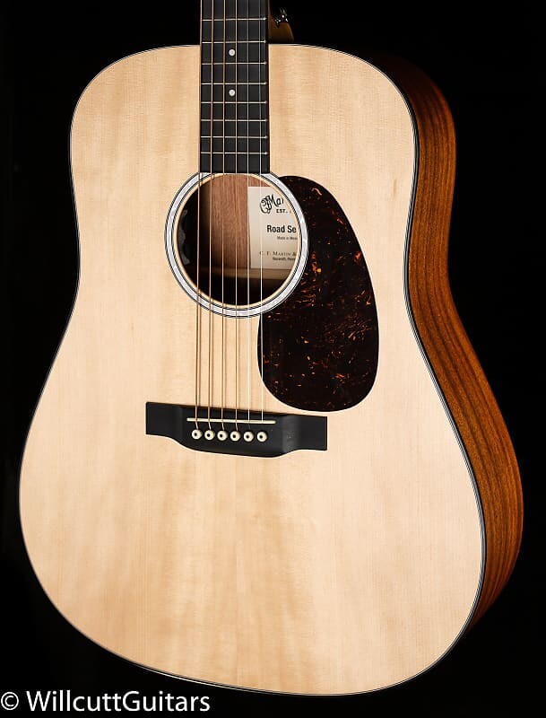 

Martin D-10E Satin Sitka Sapele (947)