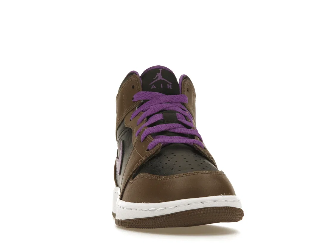 Детские кроссовки с контрастными акцентами Jordan 1 Mid Jordan, Palomino/Wild Berry-Black-White — фото 2