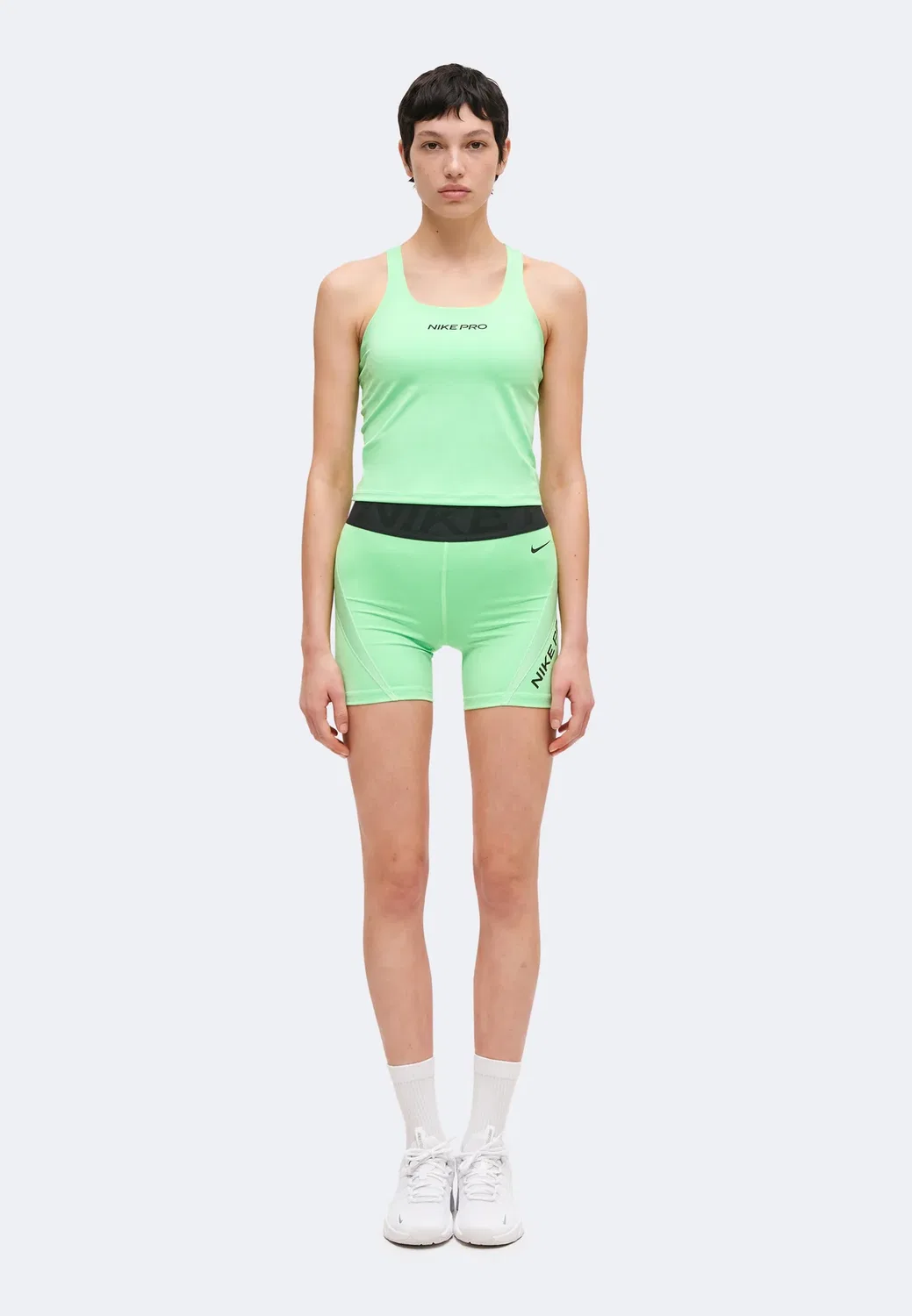 Топ-Бюстгальтер для коррекции фигуры Nike Performance, Illusion Green/Cucumber Calm/Black — фото 2