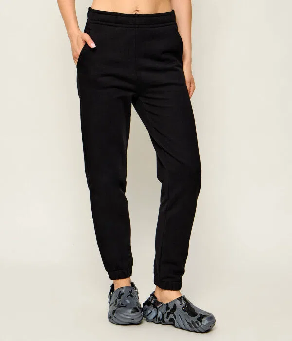 Штаны спортивные Lacoste Regular Fit, черные