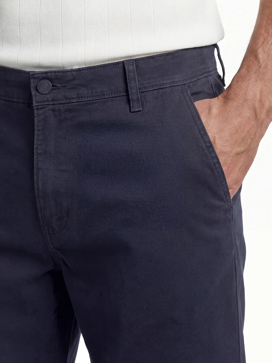 Шорты-чиносы LEVI'S Regular, цвет морской синий — фото 3