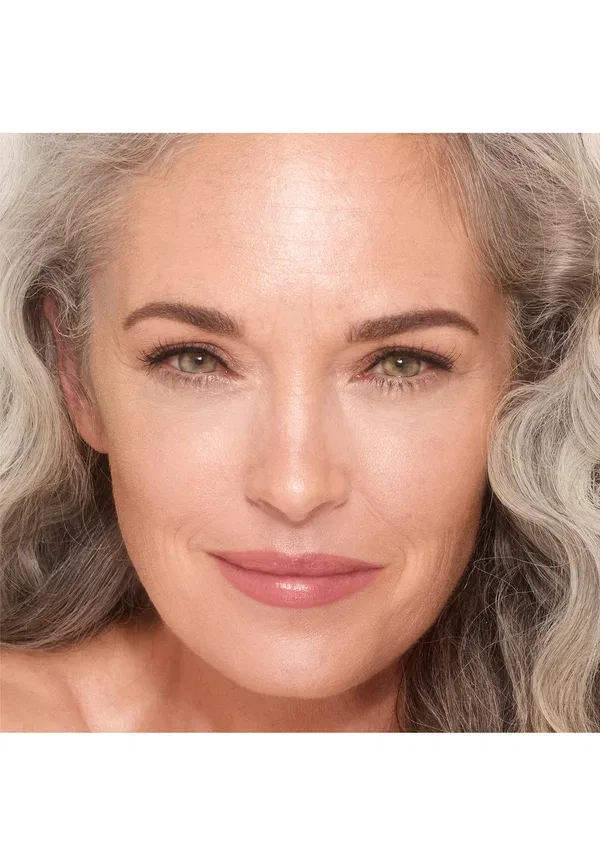 Невероятно сияющая тональная основа для лица Unreal Skin Sheer Glow Tint 9 г Charlotte Tilbury, цвет 2_fair — фото 2