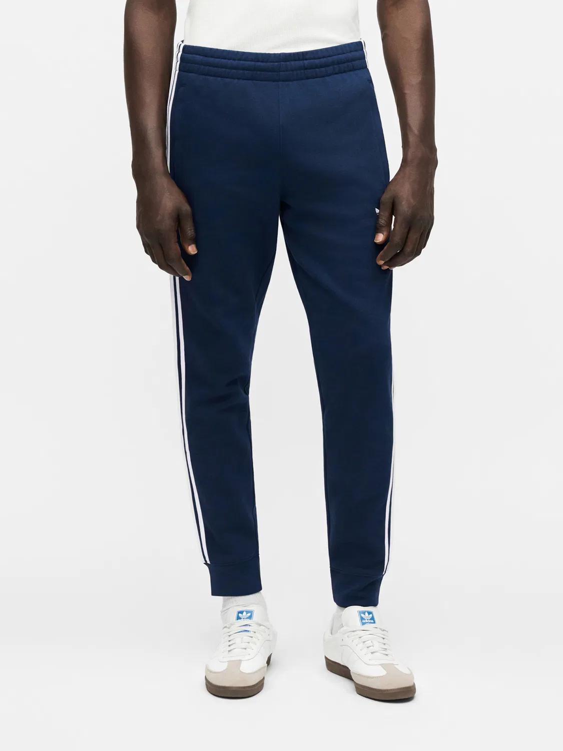 Зауженные брюки Adidas Originals темно-синего цвета — фото 2