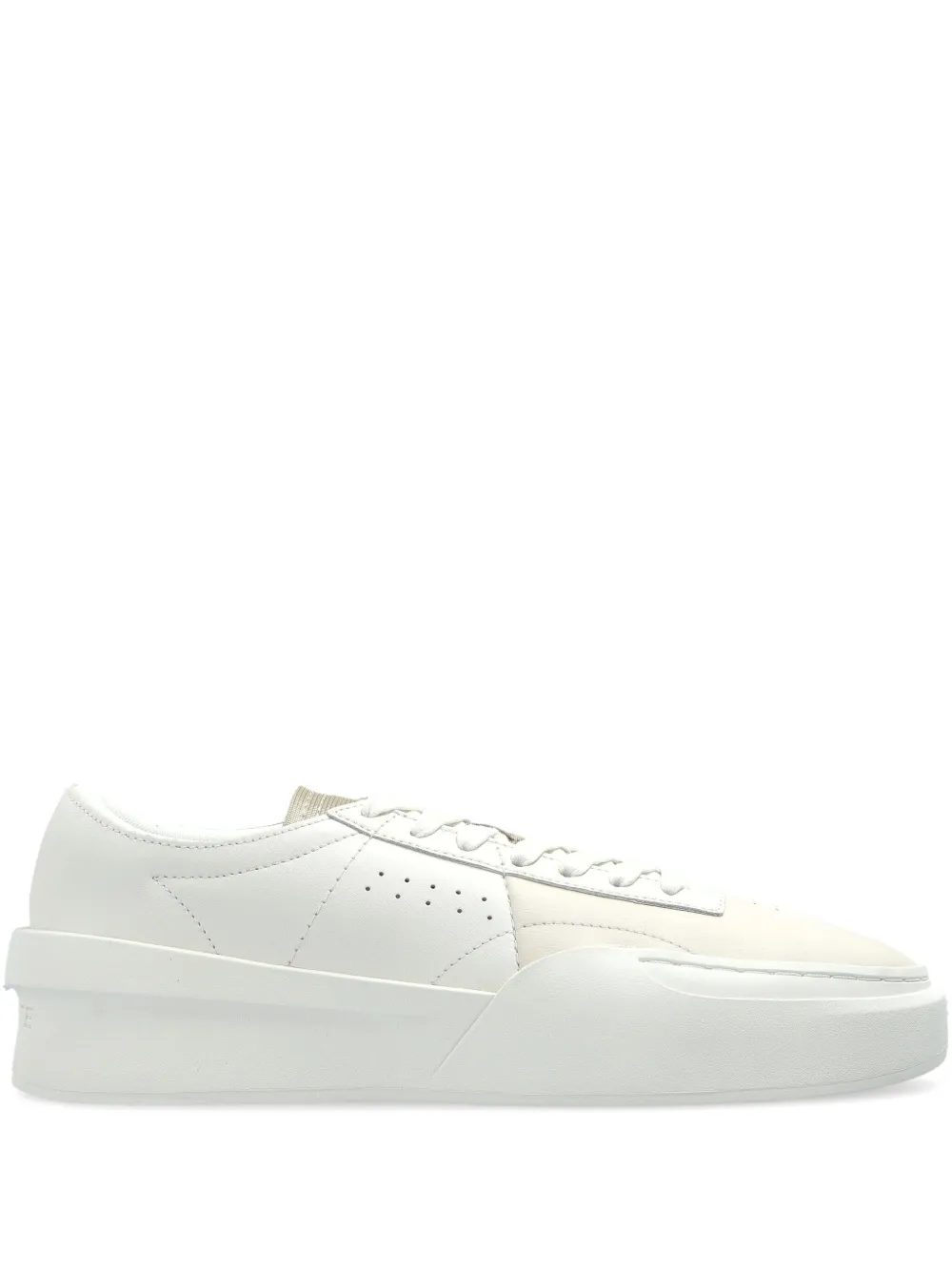 

Кроссовки Aura Lacoste, белый