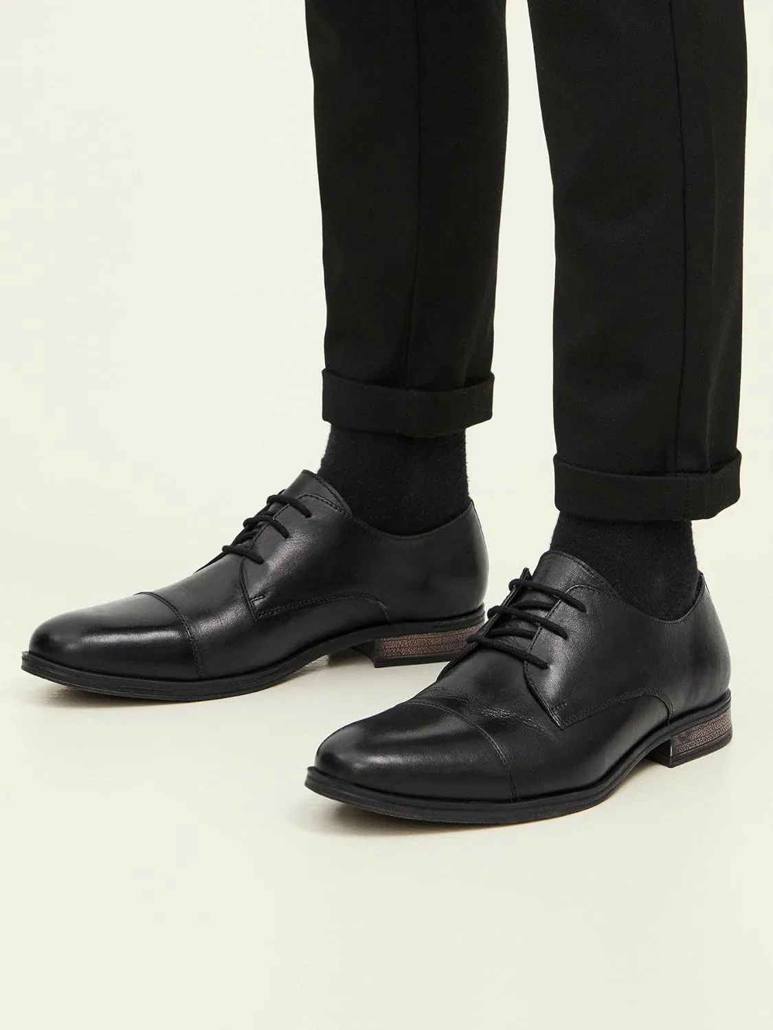 Элегантные кожаные туфли Jack & Jones на шнуровке с закругленным носком, Colour: Anthracite — фото 2