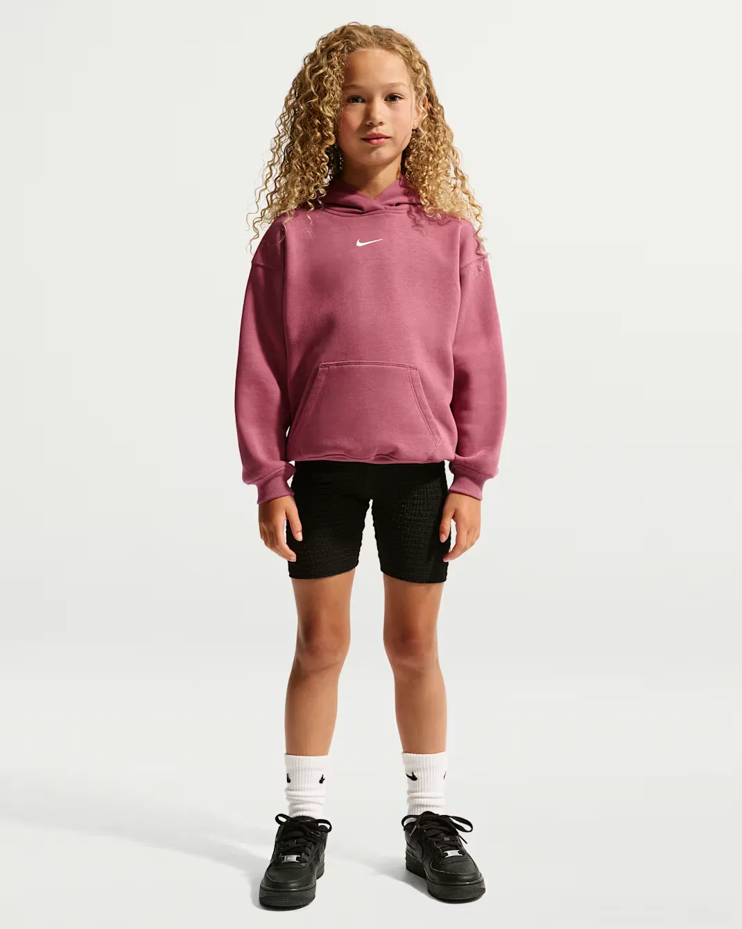 Детская флисовая толстовка с капюшоном от Studio Nike Sportswear, Pink Smoke — фото 4