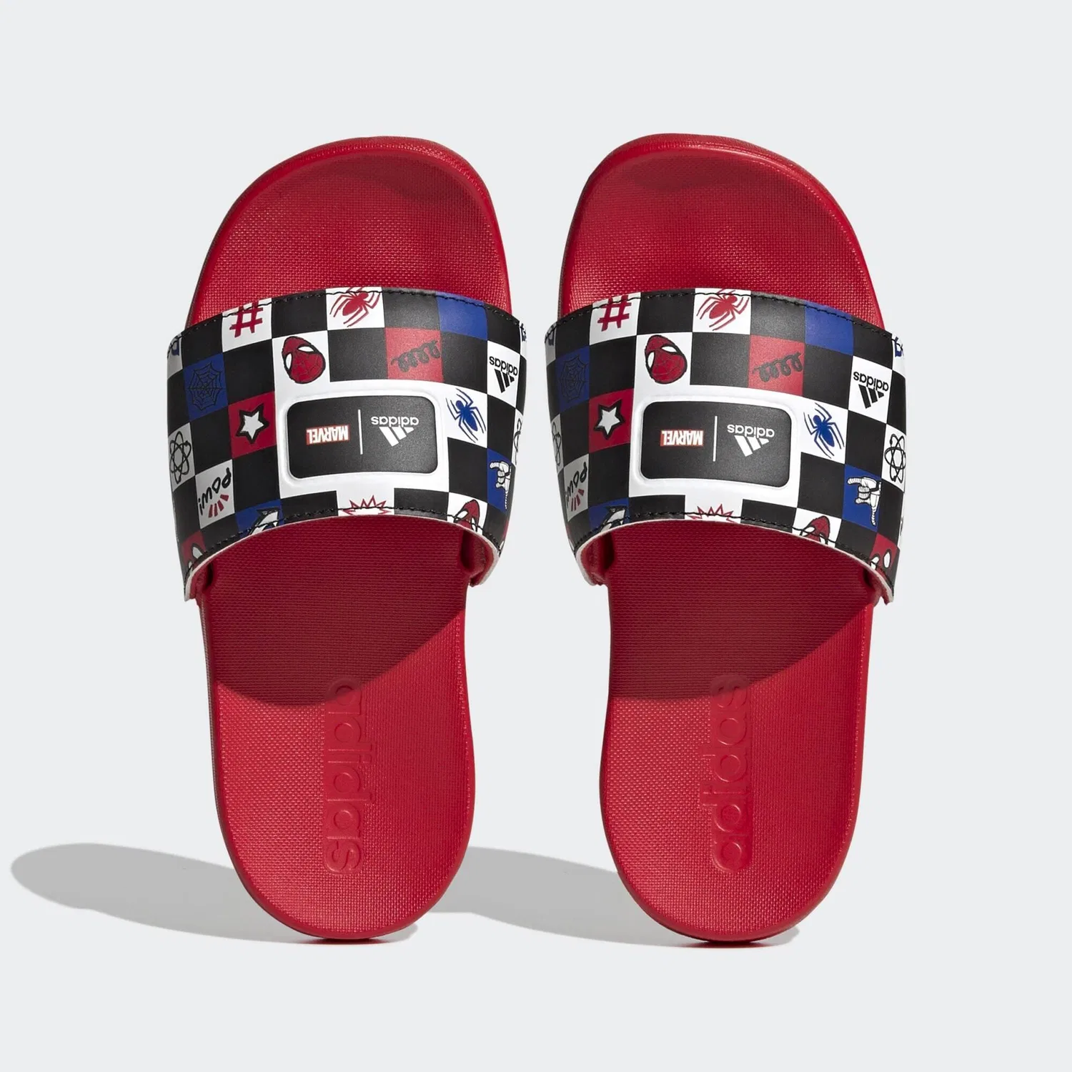 Детские шлепанцы с принтом Spider-Man adidas x Disney Comfort Spider-Man adilette, Schwarz Rot Weiss — фото 3