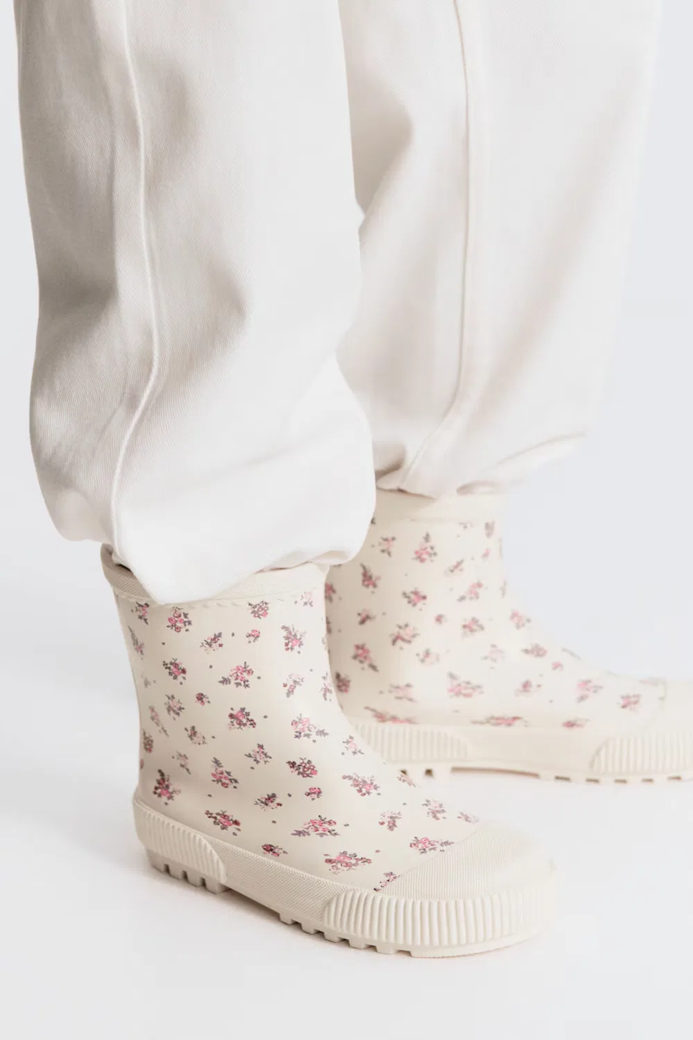Резиновые сапоги с флисовой подкладкой H&M, Cremefarben/Geblümt