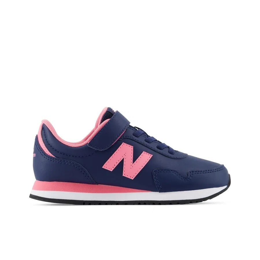 Кроссовки New Balance темно-синего цвета — фото 2