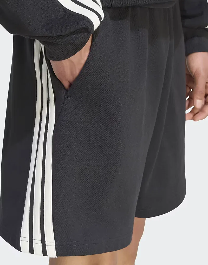 Шорты Kit 3-Stripes Adidas Performance, черный бежевый — фото 3