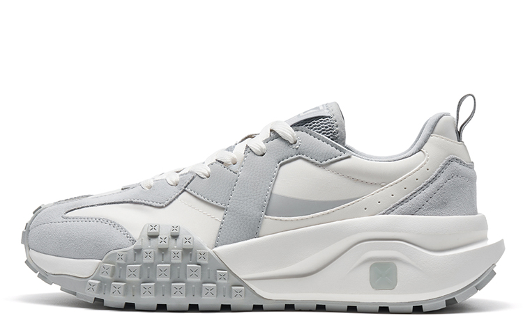 

Повседневные кроссовки X70 низкие мужские бело-серые XTEP, Sail White/Smoke Gray