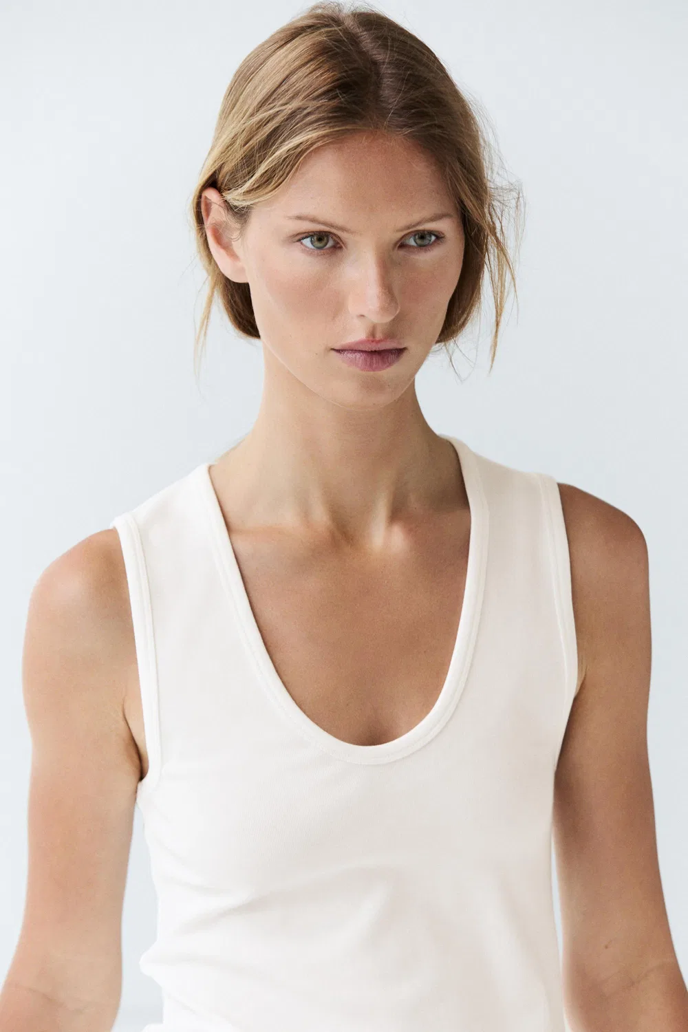 Топ Massimo Dutti Cotton Blend V-neck, белый — фото 4